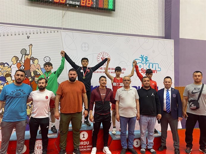Türkiye Halter Şampiyonasında Sporcularımızdan Büyük Zafer