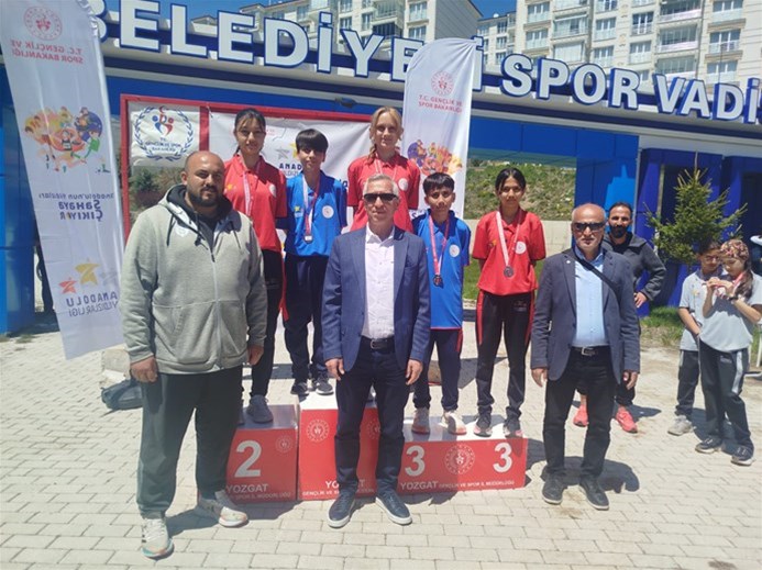 Krosçularımız Yozgat’tan Madalyalarla Döndüler: Final Biletini Aldılar
