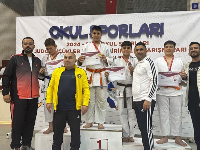 Judokalarımız Türkiye Şampiyonası'nda Göz Doldurdu