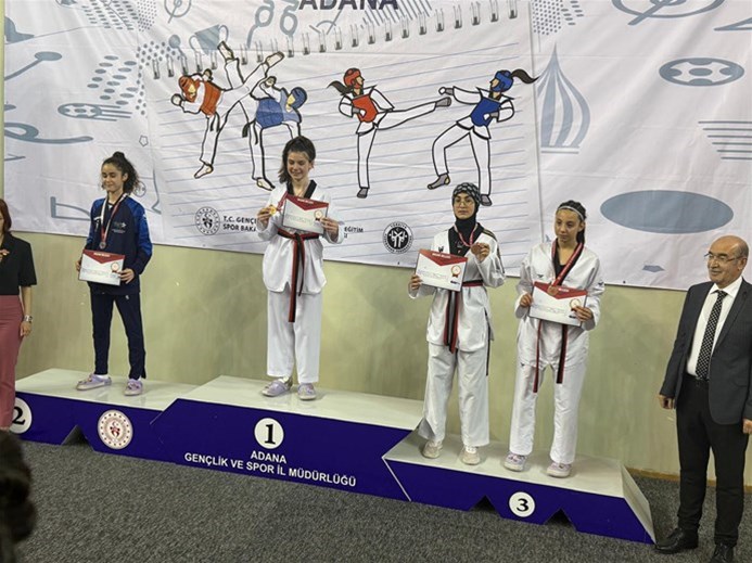 Yıldızlar Türkiye Taekwondo Şampiyonası'nda Sporcumuz Türkiye Üçüncüsü Oldu