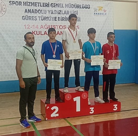 Güreşçimiz, Türkiye İkincisi Oldu