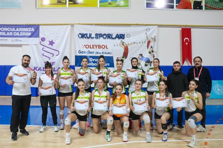 Okul Sporları Gençler-A Voleybol Grup Müsabakaları Tamamlandı
