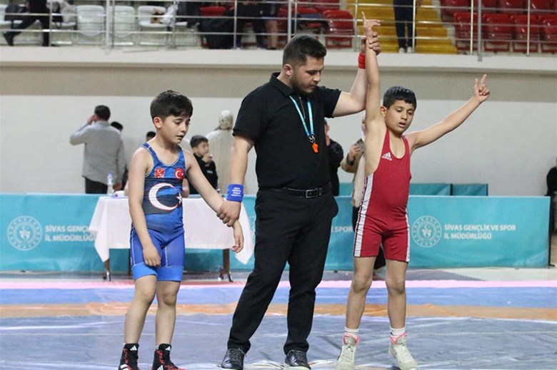 Grekoromen Güreş Müsabakaları Tamamlandı