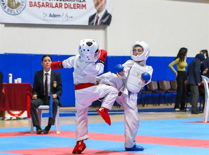 Sivas Geleceğin Yıldızları Karate Ligi 1. Etabı Gerçekleştirildi.